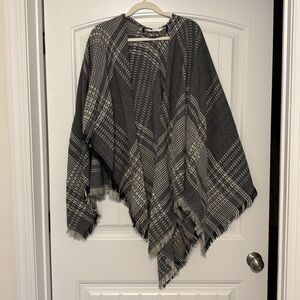 Lauren Conrad Shawl Wrap